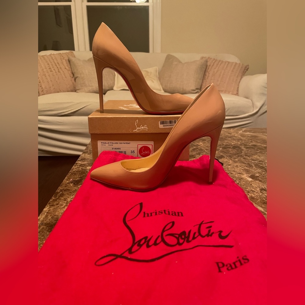 Christian Louboutins Pigle Follies 100 Nude